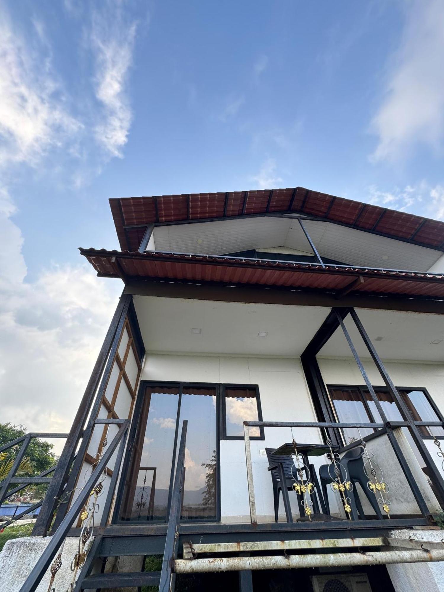 The Canvas Resort In Lonavla Buitenkant foto
