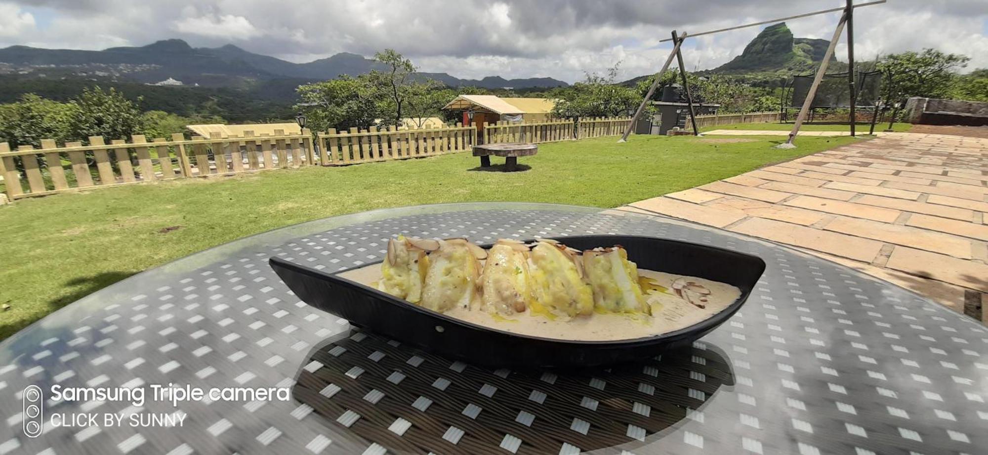 The Canvas Resort In Lonavla Buitenkant foto