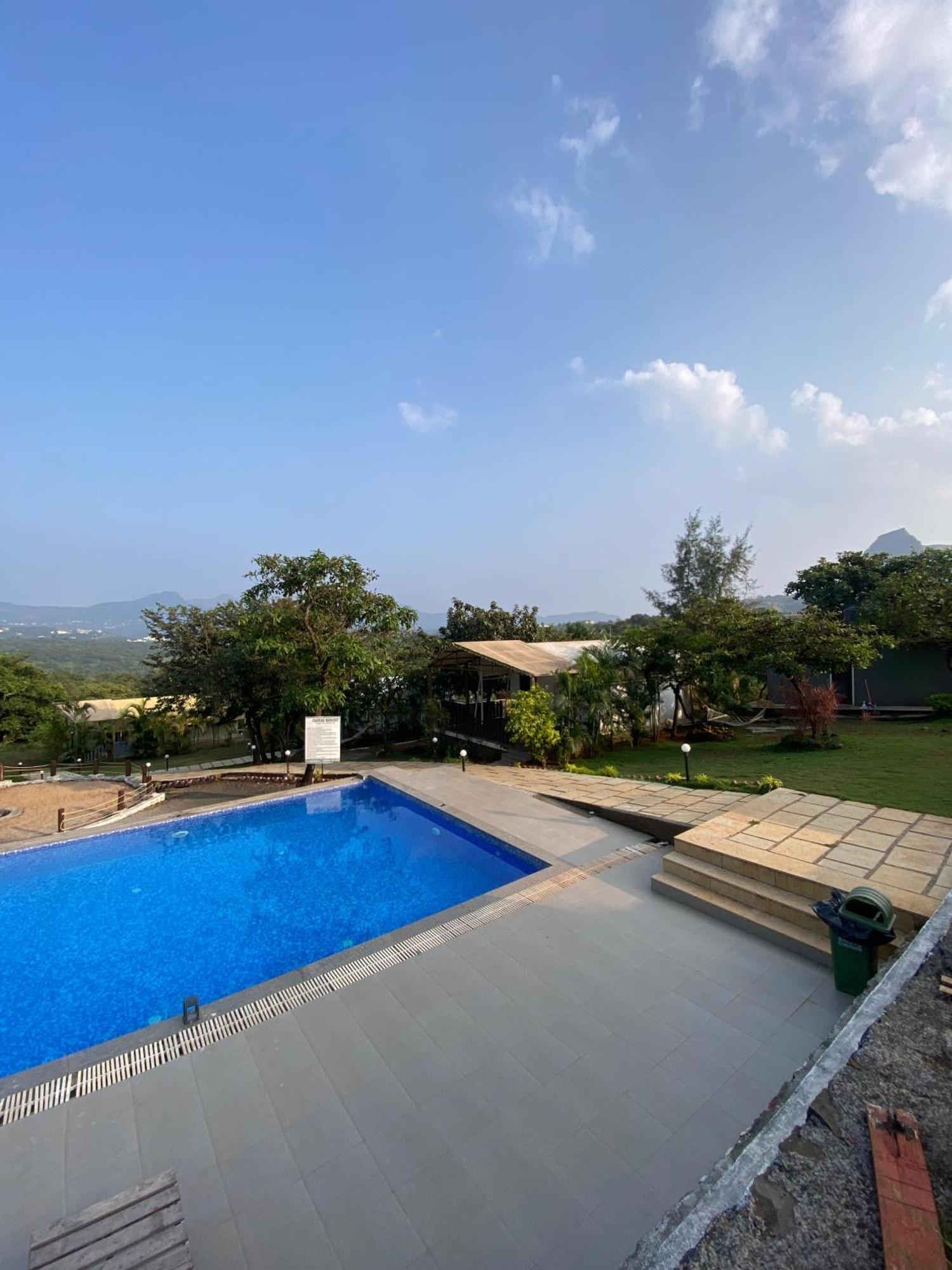 The Canvas Resort In Lonavla Buitenkant foto