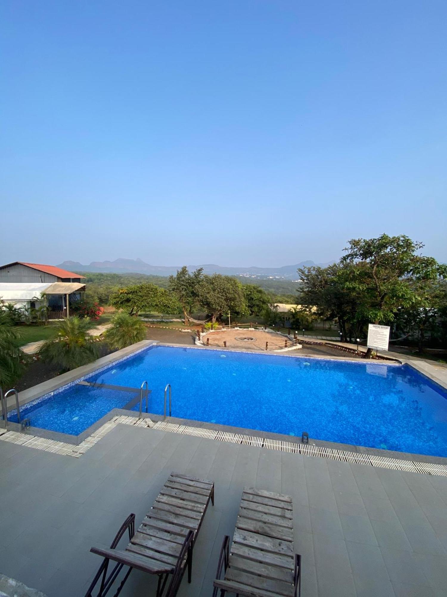 The Canvas Resort In Lonavla Buitenkant foto