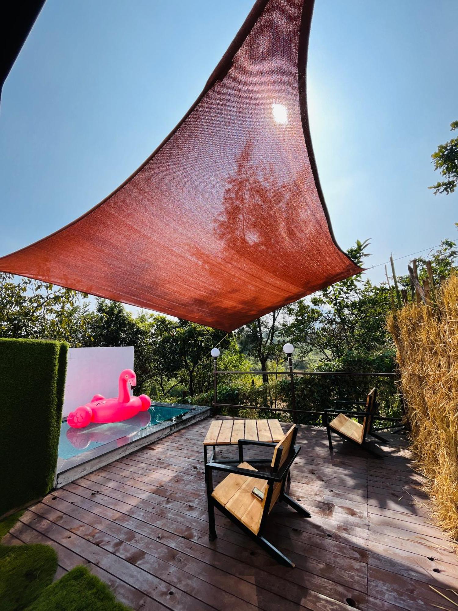 The Canvas Resort In Lonavla Buitenkant foto
